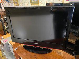 Median 32” LCD TV with Remote