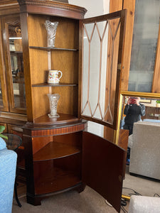 Corner Display Unit