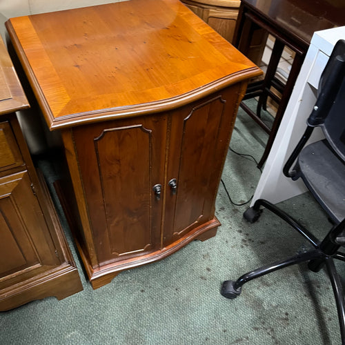 Hifi cabinet
