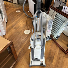 Load image into Gallery viewer, Sebo automatic X1 Upright Vacuum Cleaner