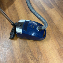 Load image into Gallery viewer, Miele Compact C2 Extreme Powerline Cylinder Vacuum Cleaner