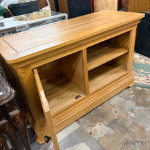 Load image into Gallery viewer, Natural Solid Oak TV/Entertainment Unit