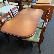 Load image into Gallery viewer, Extending Dining Table and 4 Chairs