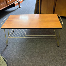 Load image into Gallery viewer, Mid Century Retro Veneer Coffee Table with Shelf