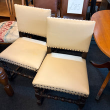 Load image into Gallery viewer, Vintage Draw Leaf Table and 4 Chairs