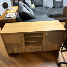 Load image into Gallery viewer, Oak Effect TV/Entertainment Unit