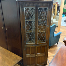 Load image into Gallery viewer, Leaded Glass Door Corner Unit
