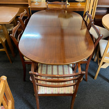 Load image into Gallery viewer, Extending Table and 6 Chairs