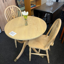 Load image into Gallery viewer, Round Kitchen Table and 2 Chairs