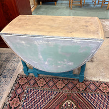 Load image into Gallery viewer, Drop Leaf Table - PROJECT