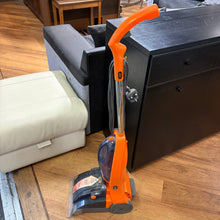 Load image into Gallery viewer, Vax Carpet Shampooer