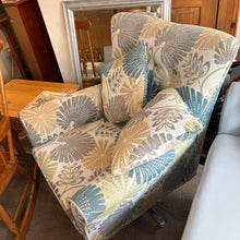 Load image into Gallery viewer, Statement Swivel Armchair