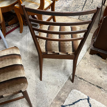 Load image into Gallery viewer, Set of 4 Vintage Meredew Dining Chairs