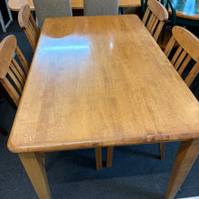 Load image into Gallery viewer, Solid Dining Table with 4 Chairs