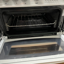 Load image into Gallery viewer, Cannon Carrick 600 Wide Gas Cooker
