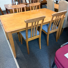 Load image into Gallery viewer, Solid Dining Table with 4 Chairs