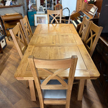 Load image into Gallery viewer, Natural Solid Oak Extending Table and 6 Chairs