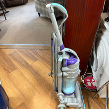 Load image into Gallery viewer, Dyson DC04 with Tools