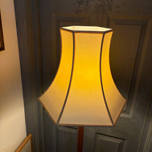 Load image into Gallery viewer, Vintage Floor Lamp