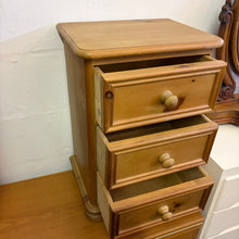 Load image into Gallery viewer, Solid Pine 3 Drawer Bedside