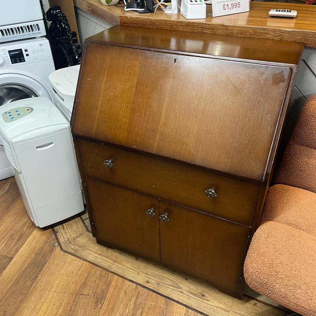 1 Drawer 2 Door Bureau