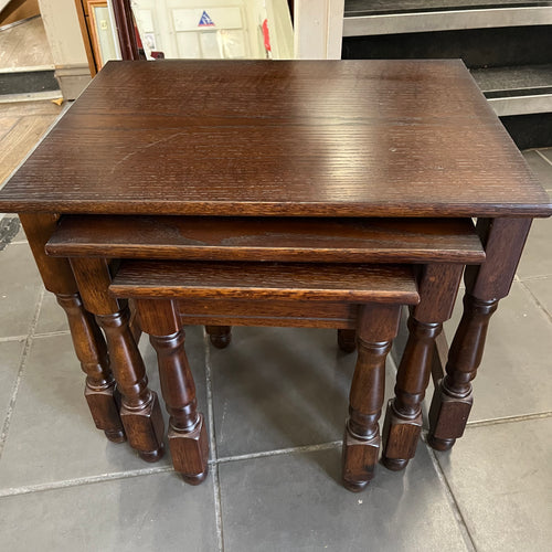 Oak Nest of 3 Tables