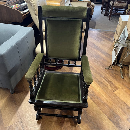 Victorian American Style Rocking Chair