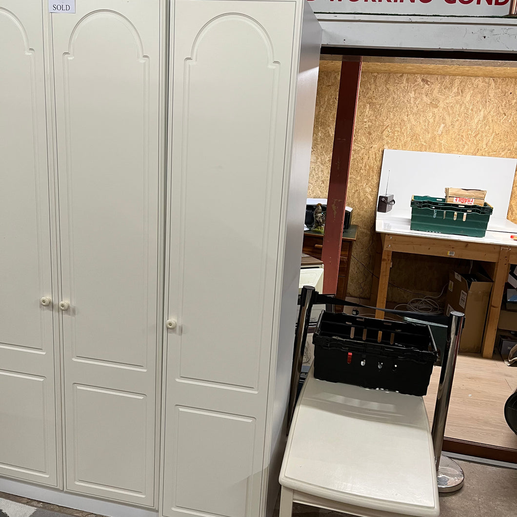 Tall 1 Door Shelved Wardrobe