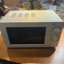 Load image into Gallery viewer, George Home 700w Microwave