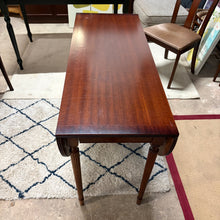 Load image into Gallery viewer, Drop Leaf Table with 4 Meredew Chairs