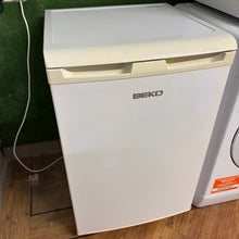 Load image into Gallery viewer, Beko Undercounter Fridge