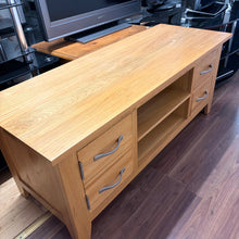 Load image into Gallery viewer, Solid Oak 1 Door 2 Drawer TV/Entertainment Unit