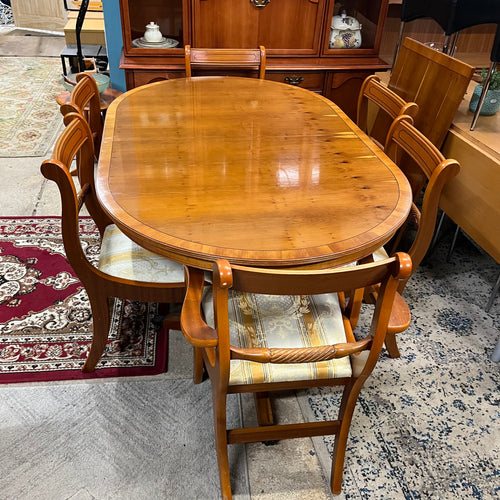 Yew Extending Table and 6 Chairs