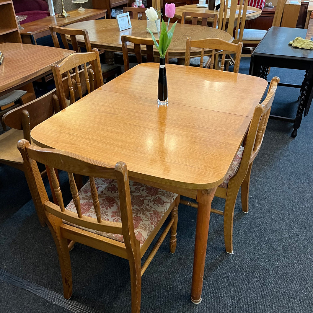 Extending Table and 4 Chairs