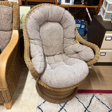 Load image into Gallery viewer, Wicker Swivel Conservatory Chair