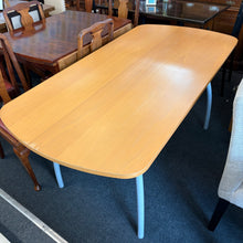 Load image into Gallery viewer, Drop Leaf Table