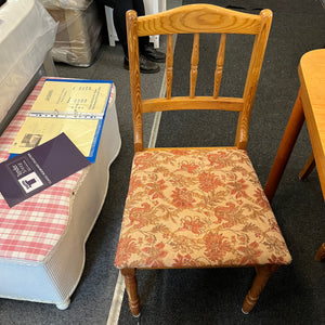 Extending Table and 4 Chairs