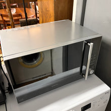Load image into Gallery viewer, Kenwood 25 Litre Silver Microwave