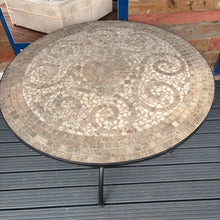 Load image into Gallery viewer, Patio Table with Removable Lazy Susan
