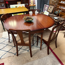 Load image into Gallery viewer, Drop Leaf Table with 4 Meredew Chairs
