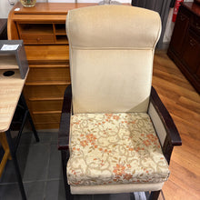 Load image into Gallery viewer, Fireside Chair