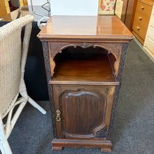 Load image into Gallery viewer, Ornate 1 Door Cupboard