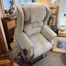 Load image into Gallery viewer, Cosi Chair Dual Motor Rise and Recline Chair