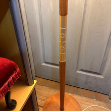 Load image into Gallery viewer, Vintage Floor Lamp