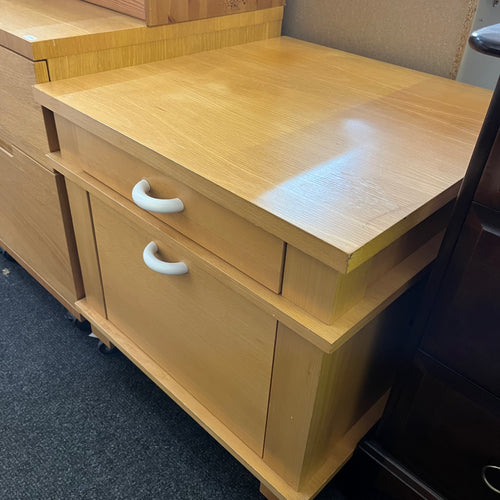 2 Drawer Oak Unit