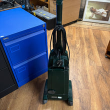 Load image into Gallery viewer, Electrolux Glider upright Vacuum Cleaner