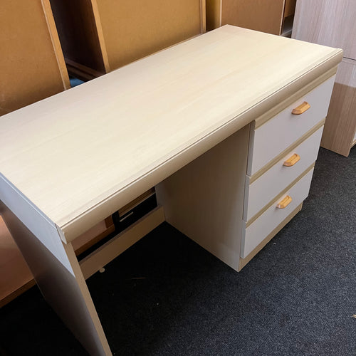 3 Drawer Dressing Table