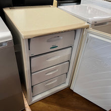 Load image into Gallery viewer, Hotpoint Iced Diamond Undercounter Freezer