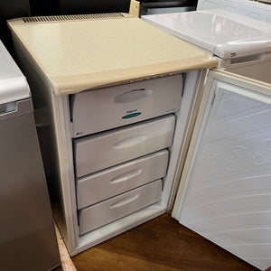 Hotpoint Iced Diamond Undercounter Freezer
