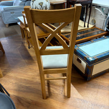 Load image into Gallery viewer, Natural Solid Oak Extending Table and 6 Chairs